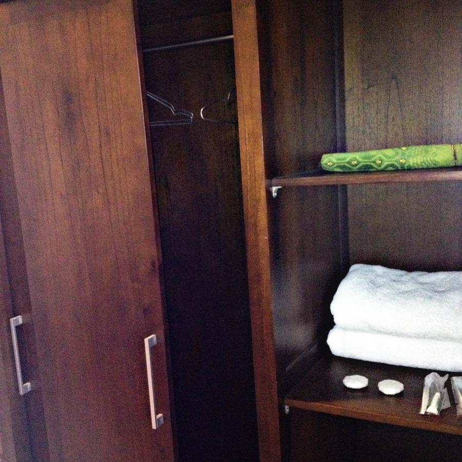 Greensa Inn Sorabaya Extérieur photo