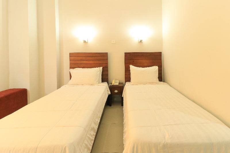 Greensa Inn Sorabaya Extérieur photo